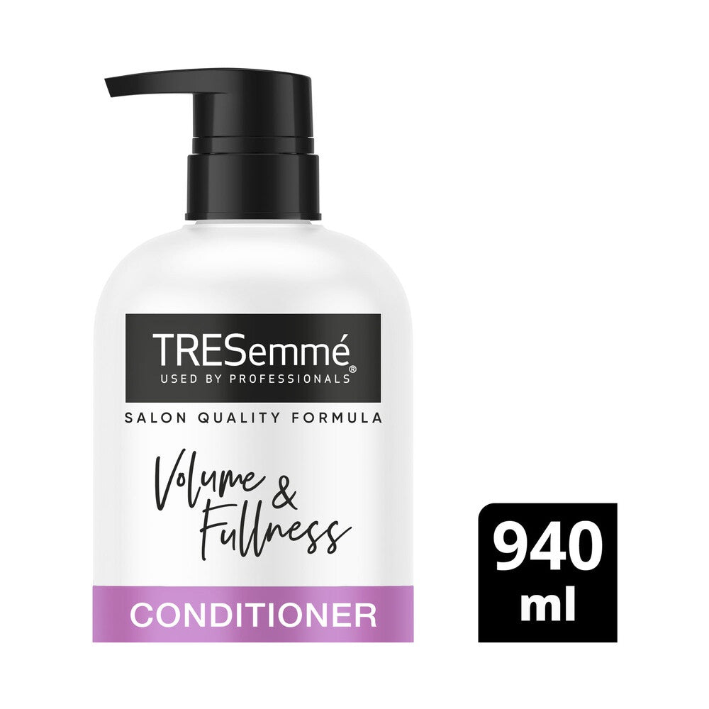 Tresemme Volume & Fullness Conditioner Multi-vitamins & Coconut Oil 940ml